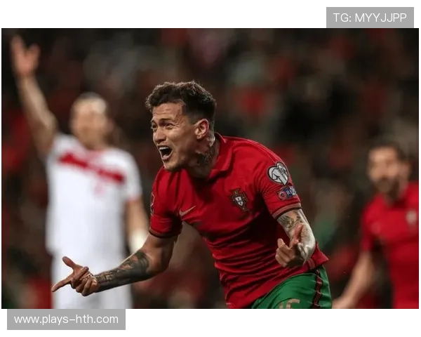 佛罗伦萨弧顶转移创造快速射门