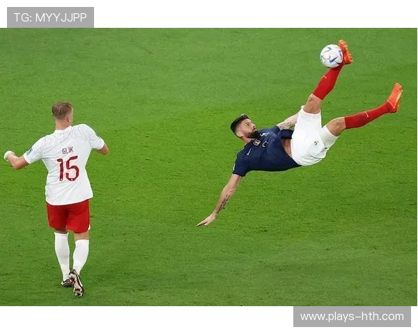 姆巴佩点球轻松罚入，法国锋线火力十足