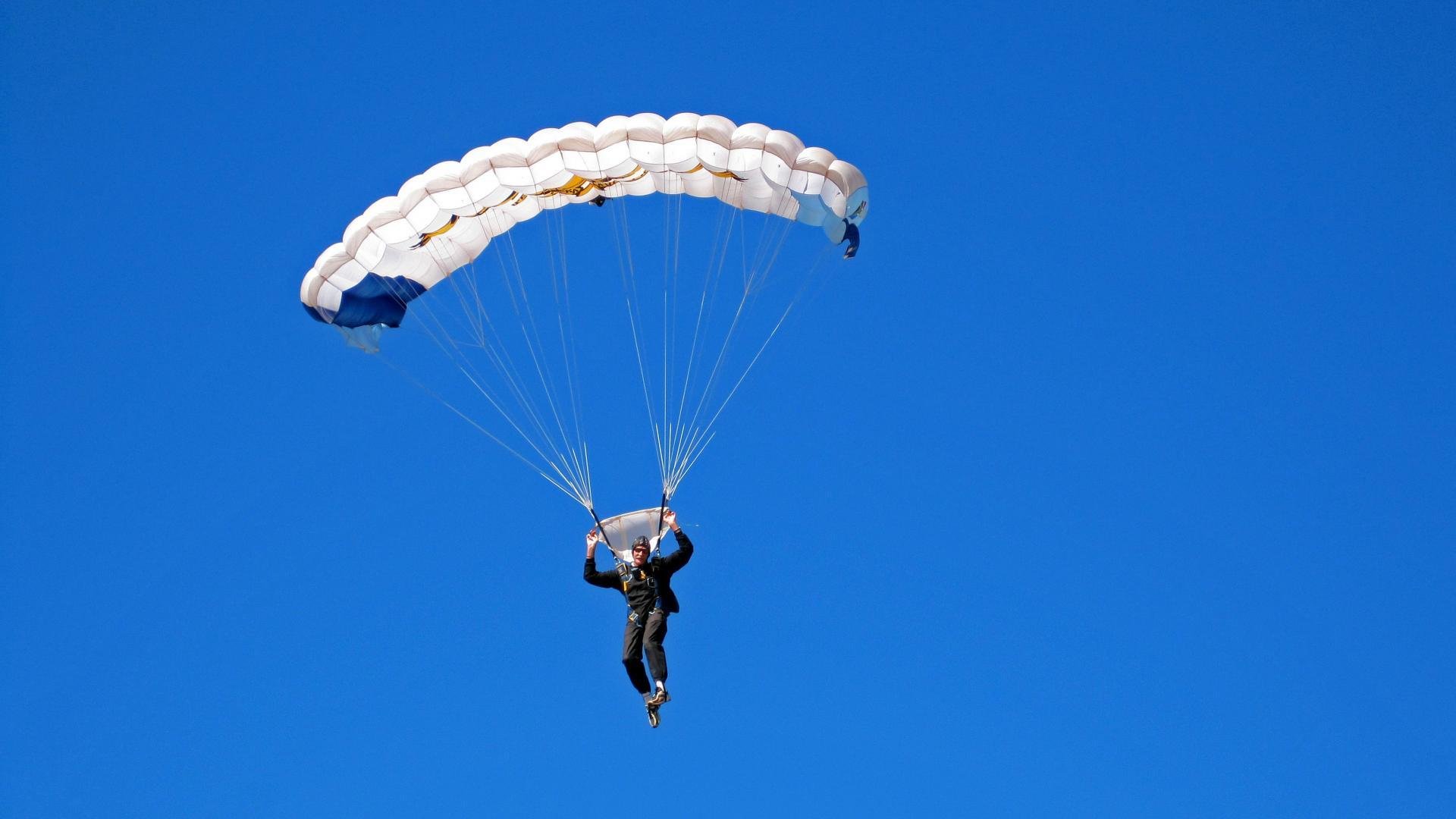 CBA联赛多支球队状态回暖